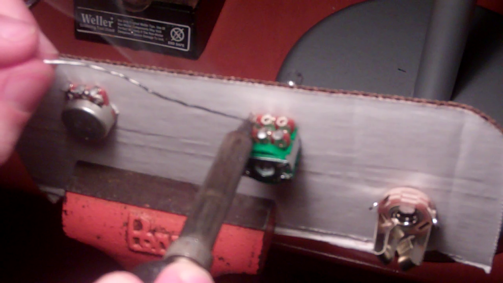 Tinning the contacts and wires