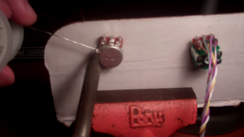 Wiring the volume pot