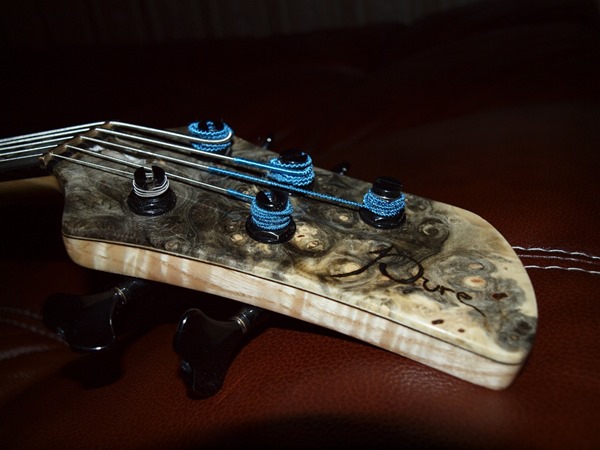 h5AqZd25b9w h5AqZd25b9w