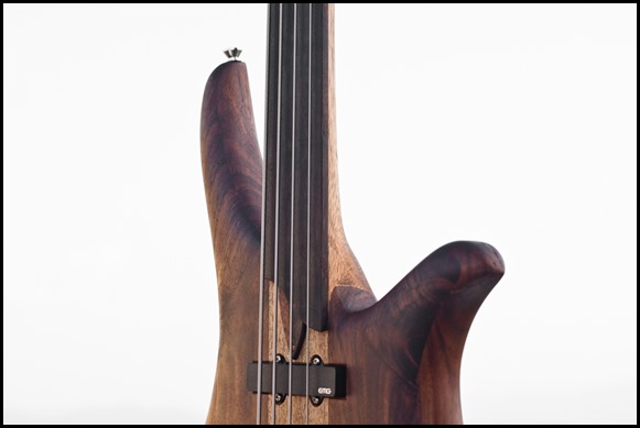 00025_03_Bass-3 00025_03_Bass-3