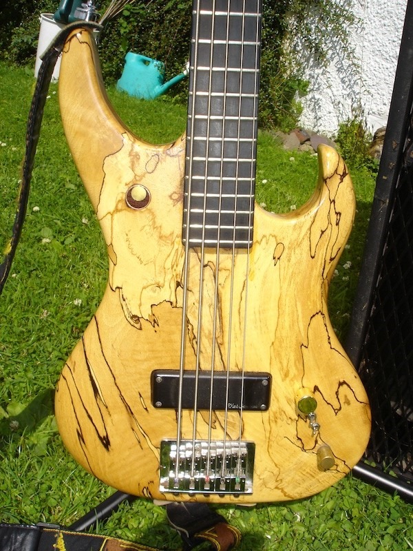 00106_03_Usher5 Close front 00106_03_Usher5 Close front