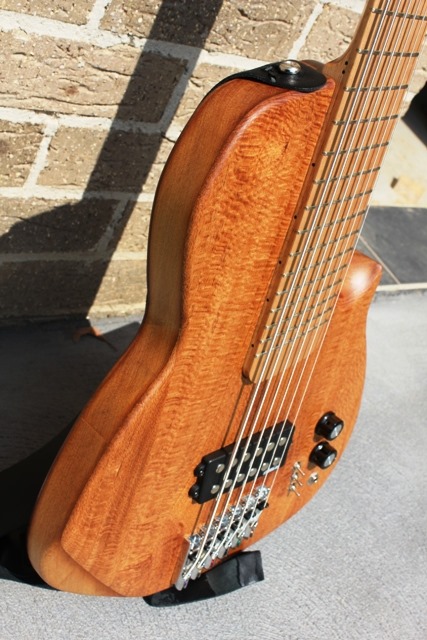 00240_04_008ff6005 00240_04_008ff6005