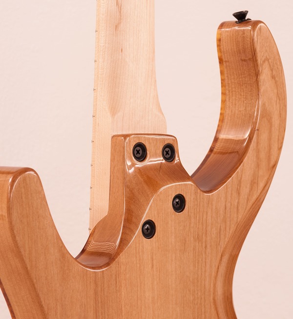 02018_04_best_bass_04_small 02018_04_best_bass_04_small