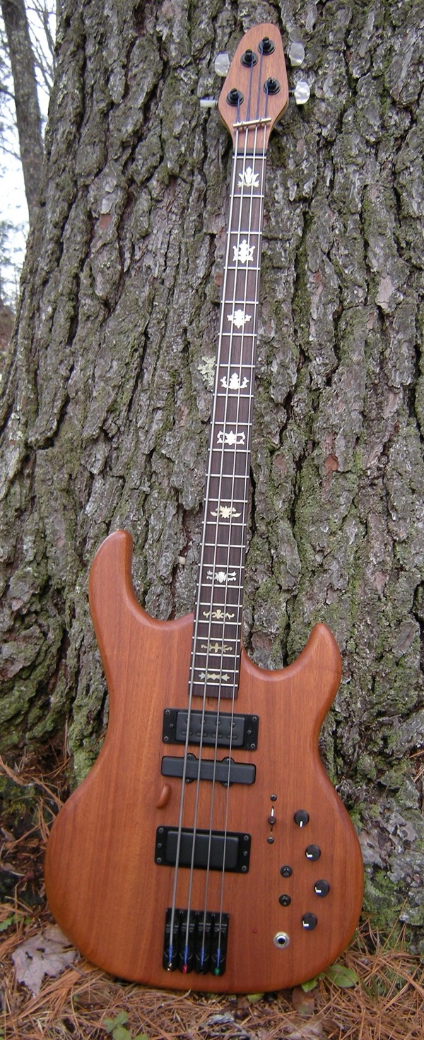 01802_04_mah-front-07 01802_04_mah-front-07