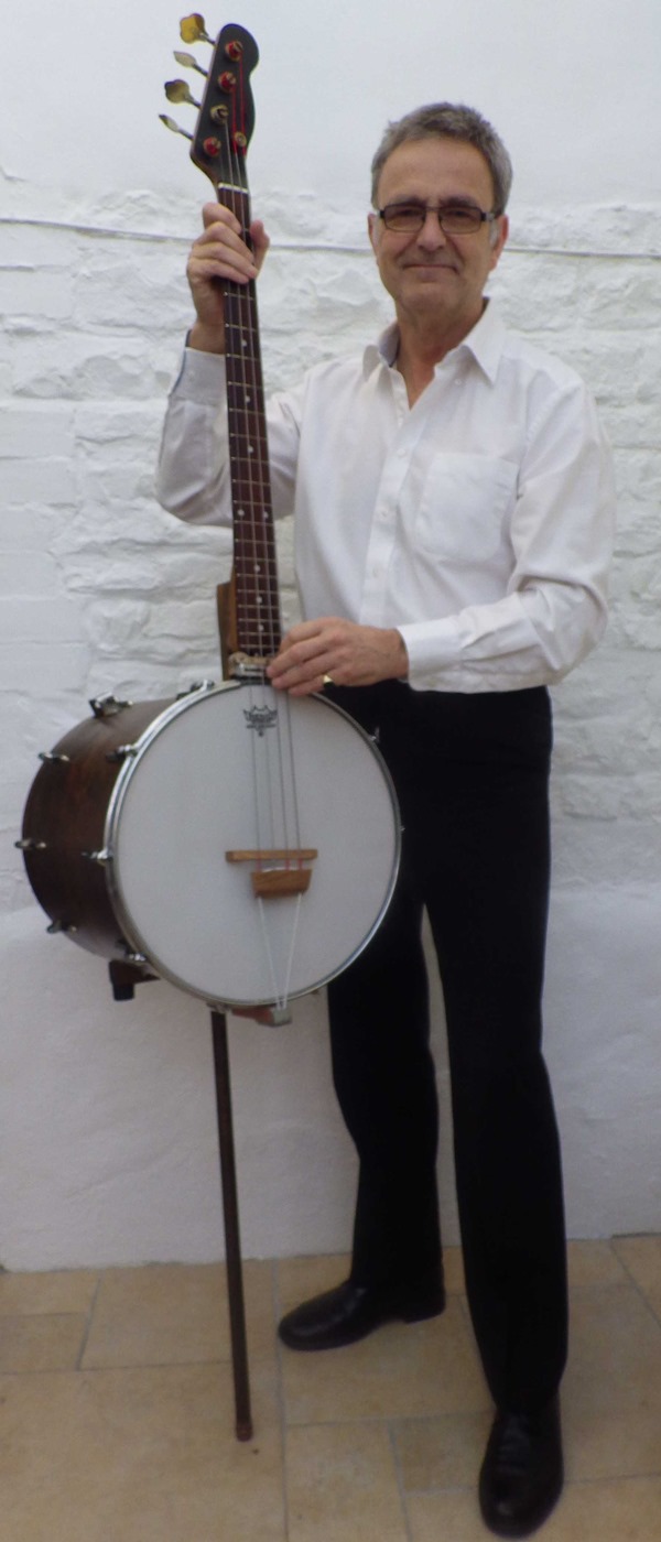 02014_01_Standing Jake 02014_01_Standing Jake