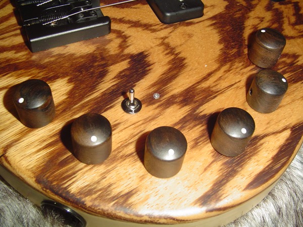 03544_10_Andromeda6 knobs 03544_10_Andromeda6 knobs