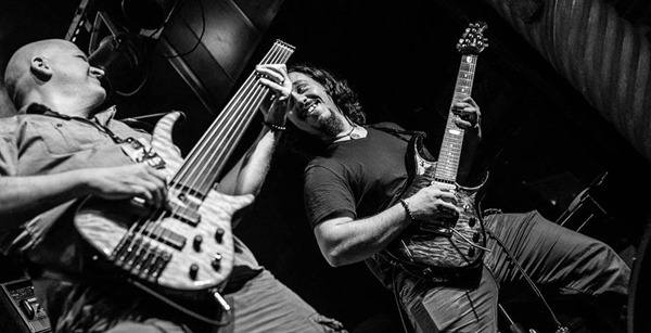 03917_03_mike-nas1 03917_03_mike-nas1