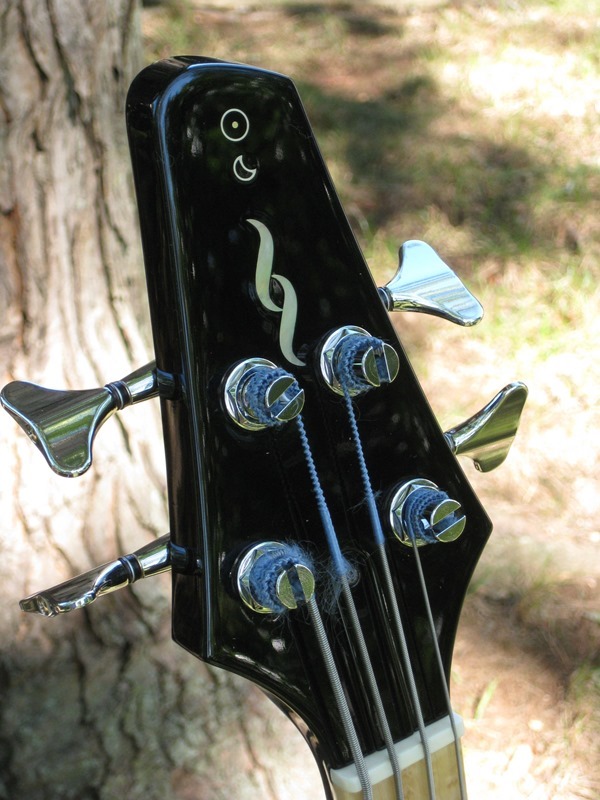 peghead-front peghead-front