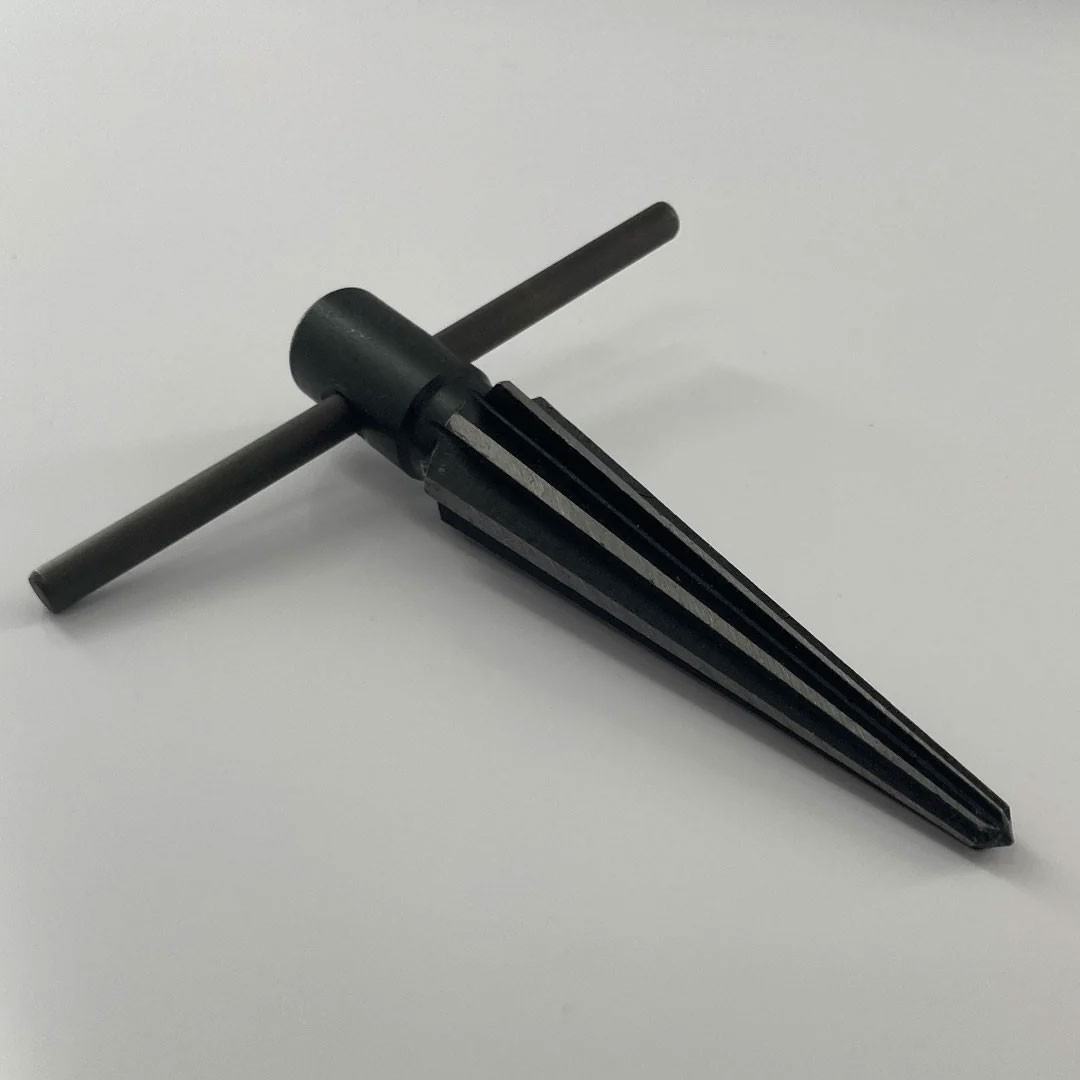 Alésoir Conique à Poignée En T – Outil Pour Agrandir Et Réparer Trous Bois/métal – Diamètres 3mm Et 5mm